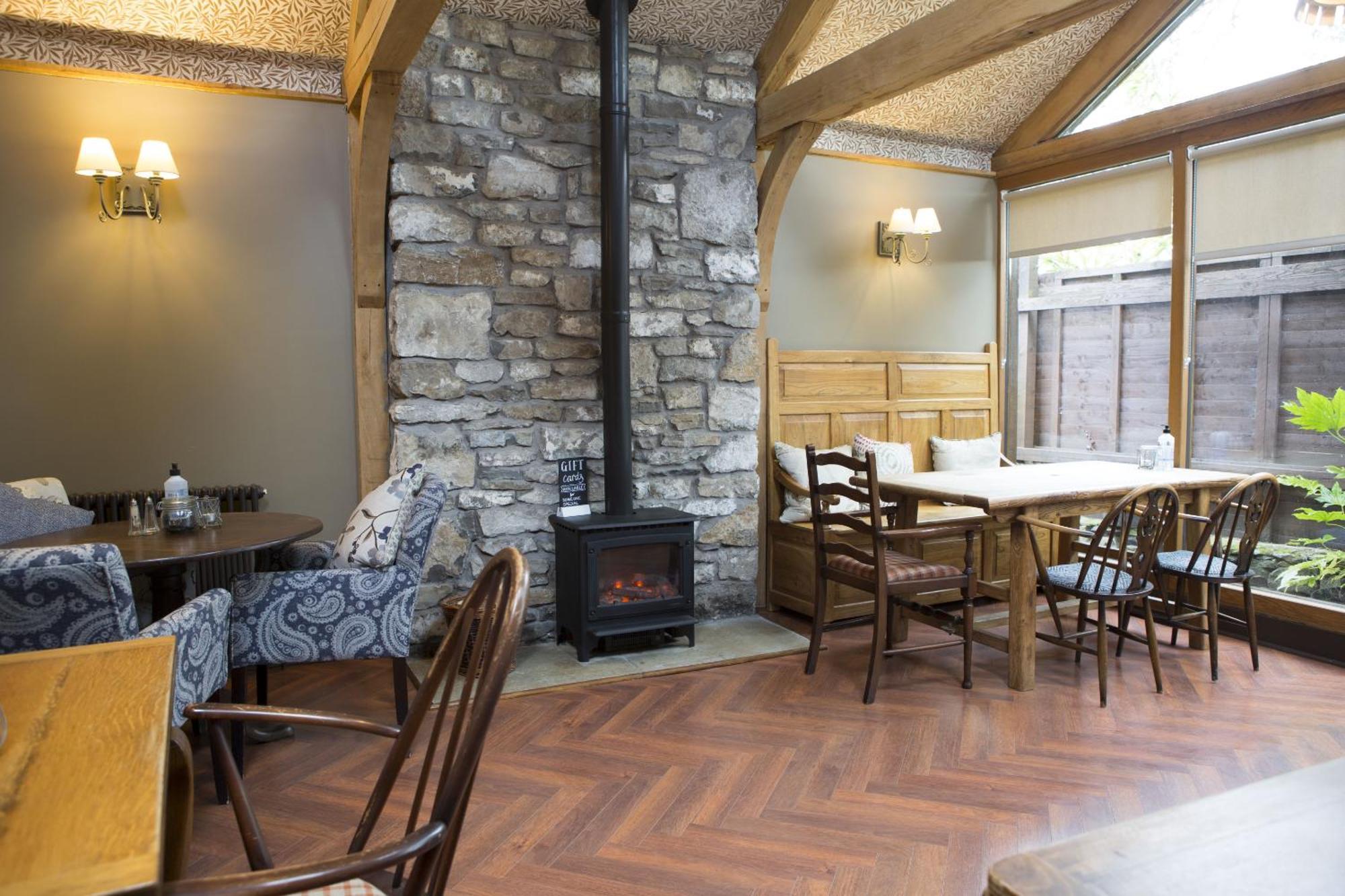 The Wheatsheaf Inn Kendal Buitenkant foto